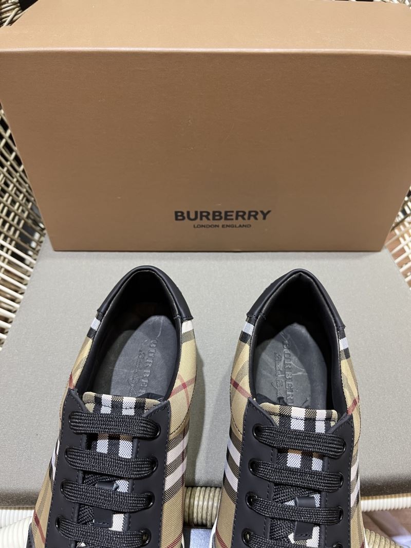 Burberry Low Shoes